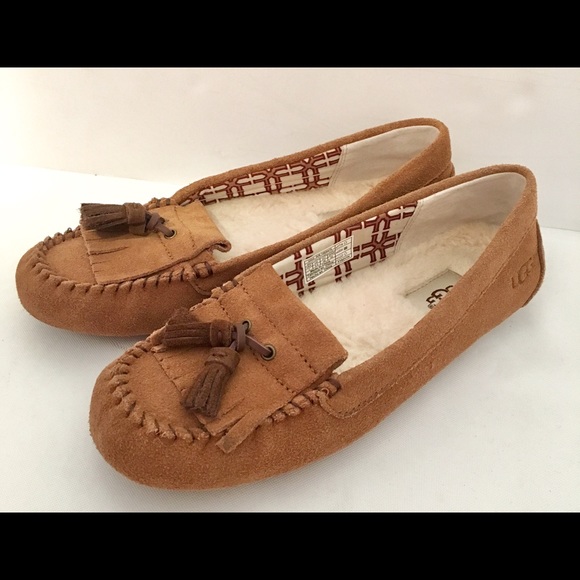 ugg lizzy moccasins